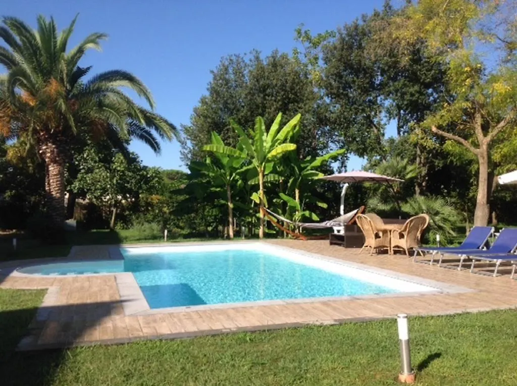 Apartment Appartmento Villa Oasis Forte dei Marmi